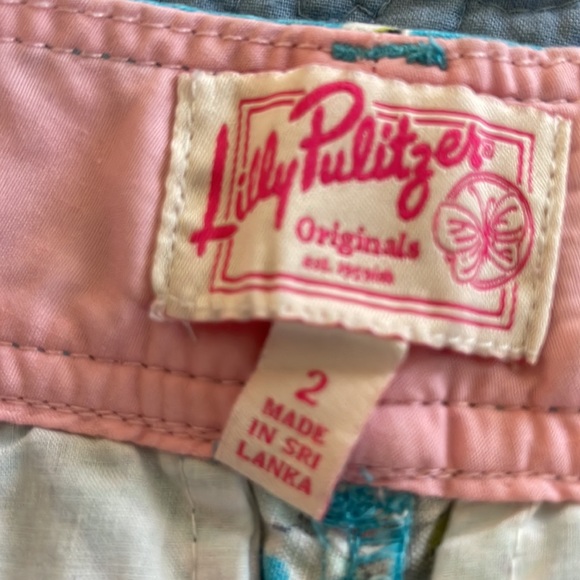 Lily Pulitzer “Jungle Glam” summertime shorts, size 2. - Picture 4 of 7